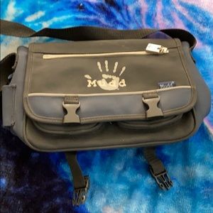 Mudd messenger purse